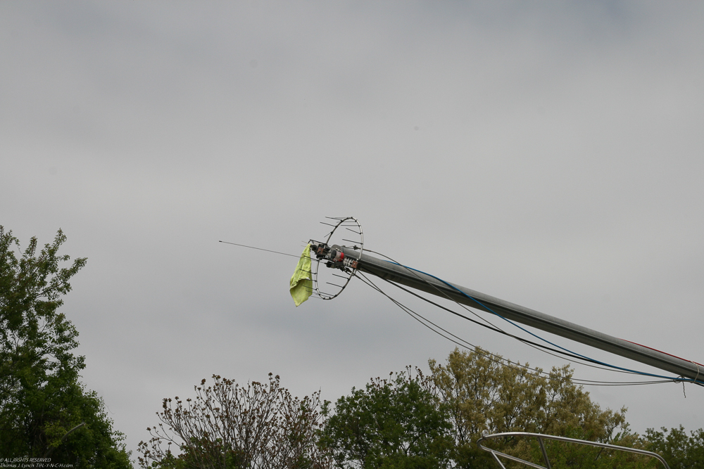 Hoping the mast rewire, new RF/VHF/UHF antena gives me some reception  ~~  Launch 2011 (note: geting 57 digital channels and all networks in the harbor including a NOAA radar sweep on PBS)  SUCCUSS!