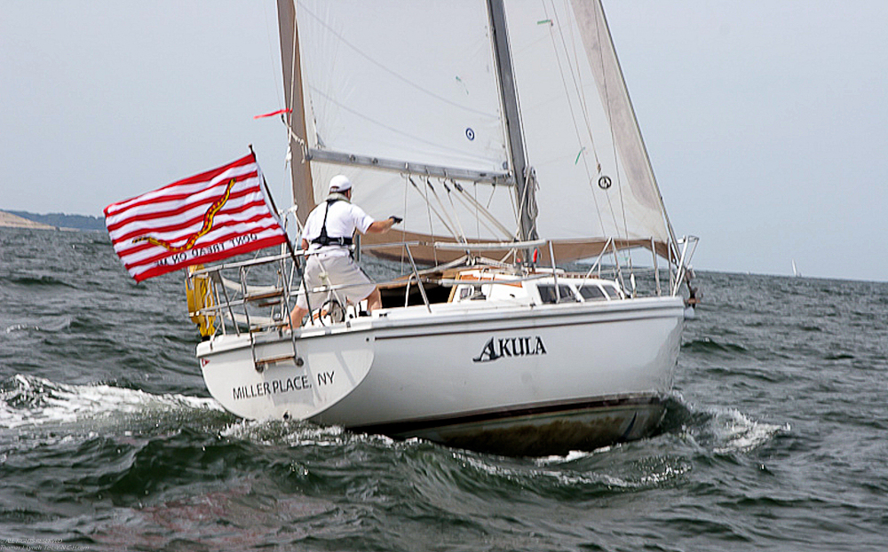 ACS 2010  ~~  bottoms a bit dirty but you can almost see my Shark Fin!  (Akula means shark in Russian)